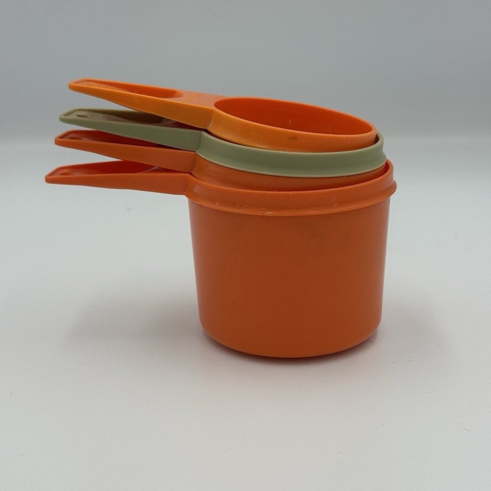 TUPPERWARE Measuring Cups Mismatched Orange & Green Stacking Set of 4 Vintage